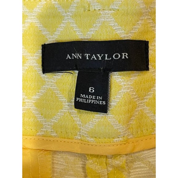 Ann Taylor Women Checkered Chino Shorts Geometric Mid Rise Stretch Yellow Size 6 - Picture 7 of 9